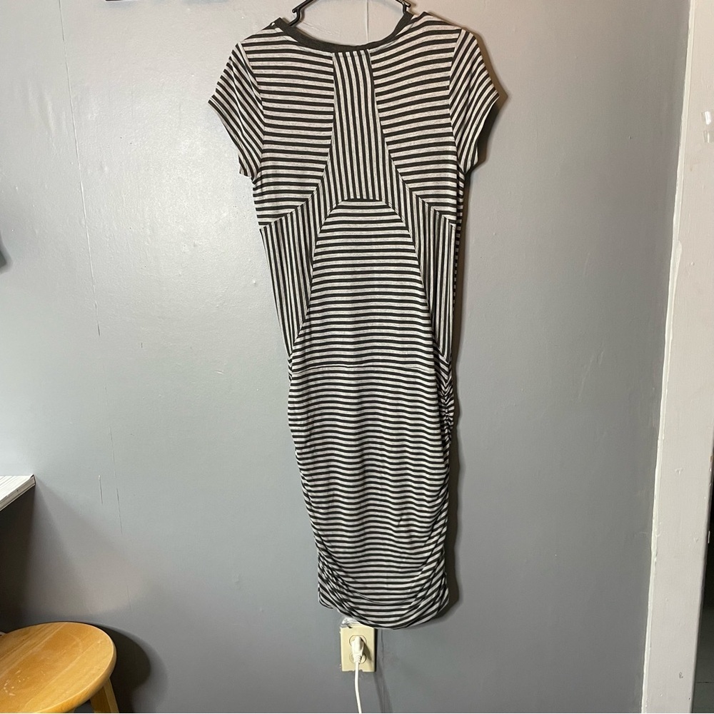 Athleta Black and gray striped ruched Midi Dress size small body con - Picture 8 of 10